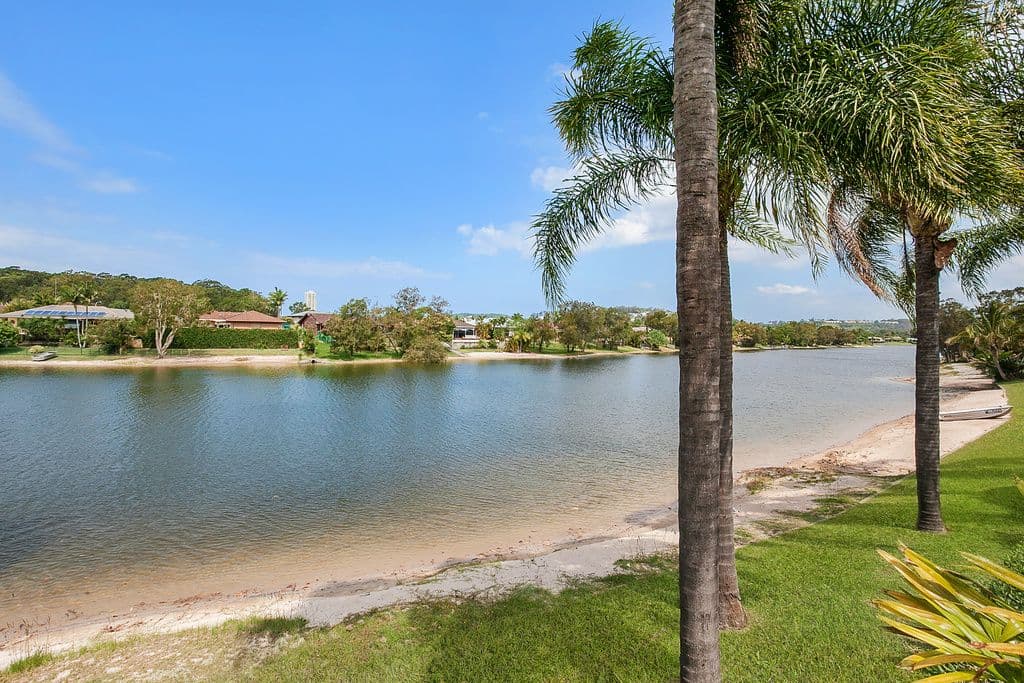 22 Dunlin Drive, Burleigh Waters QLD 4220, Burleigh Waters - Thumbnail 3