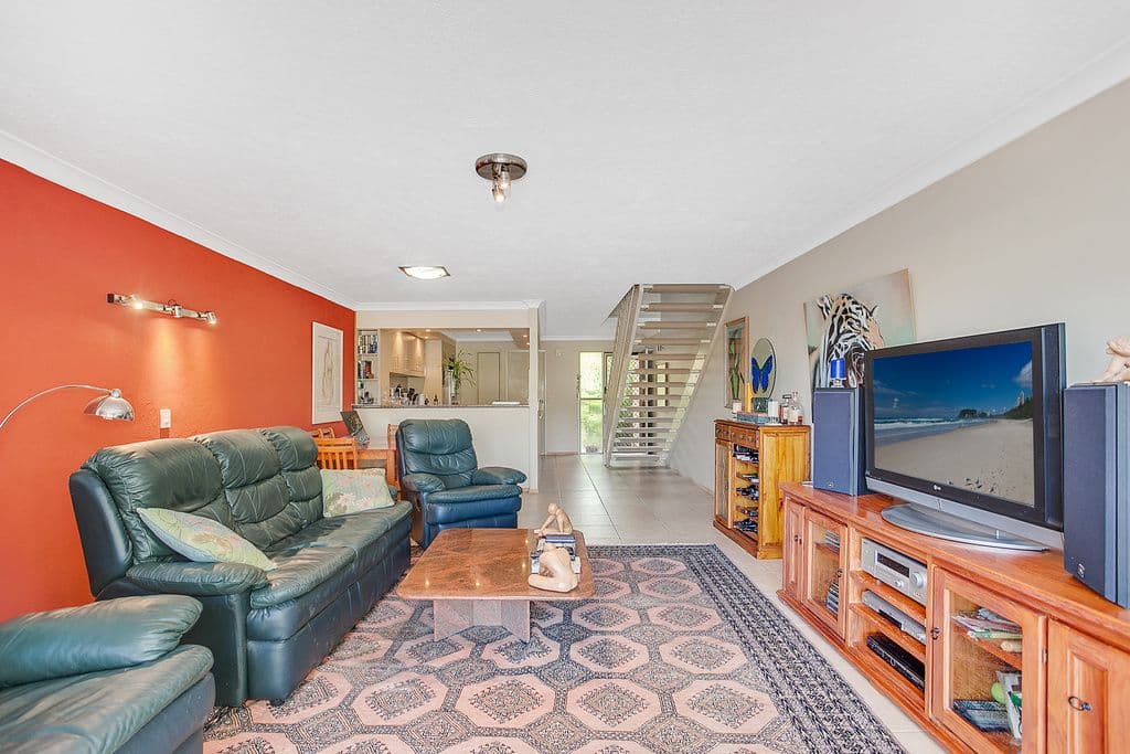 22 Dunlin Drive, Burleigh Waters QLD 4220, Burleigh Waters - Thumbnail 7
