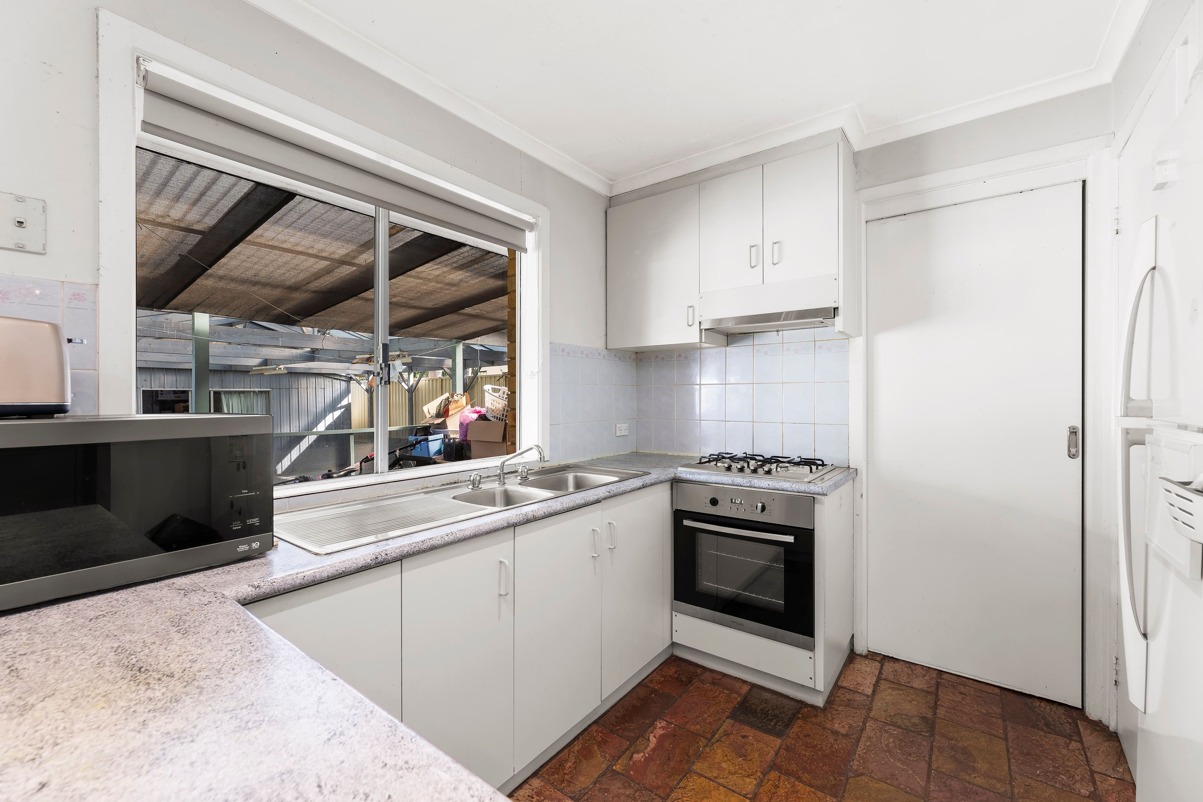 261 Betula Avenue, Mill Park VIC 3082, Mill Park - Thumbnail 3