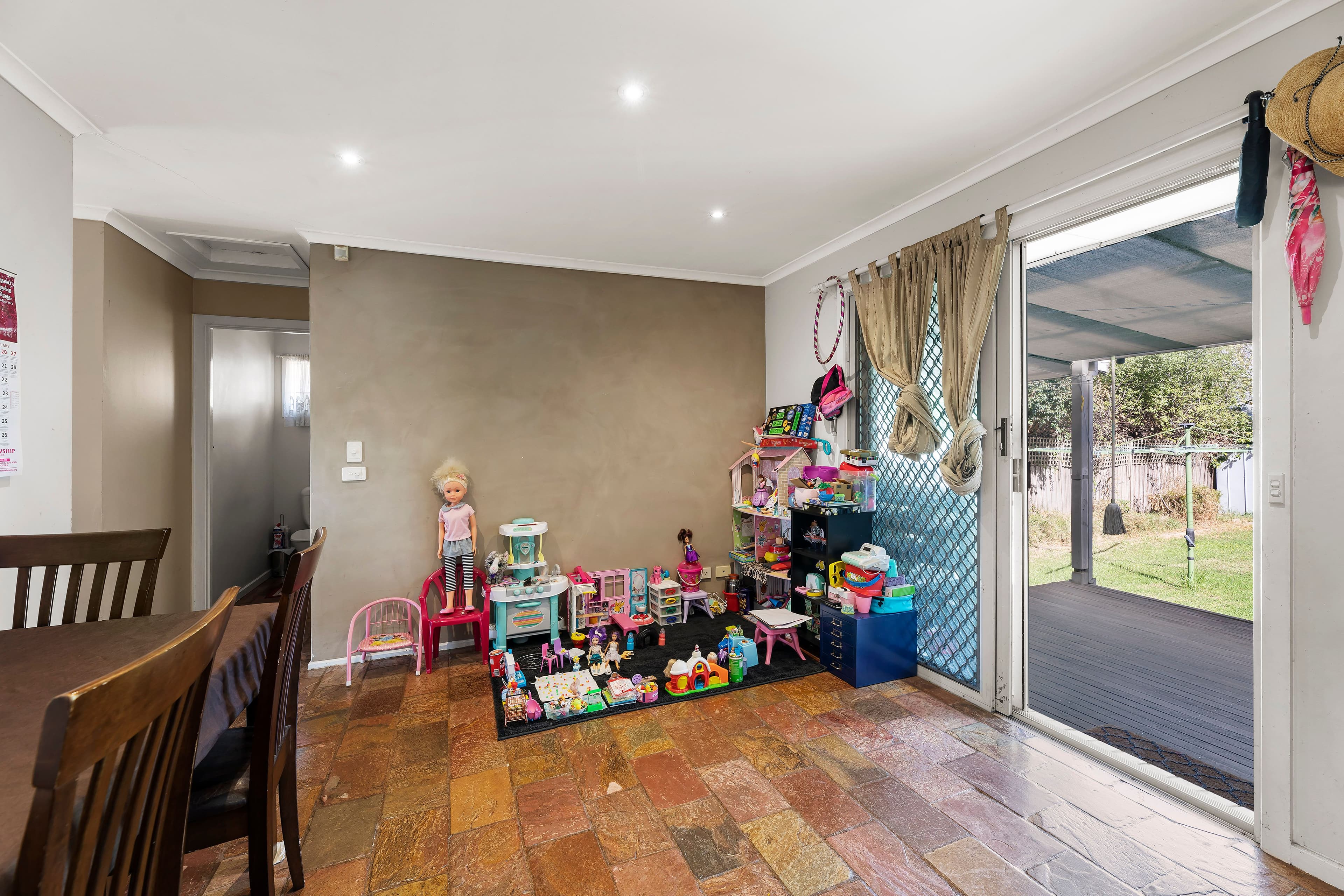 261 Betula Avenue, Mill Park VIC 3082, Mill Park - Thumbnail 4