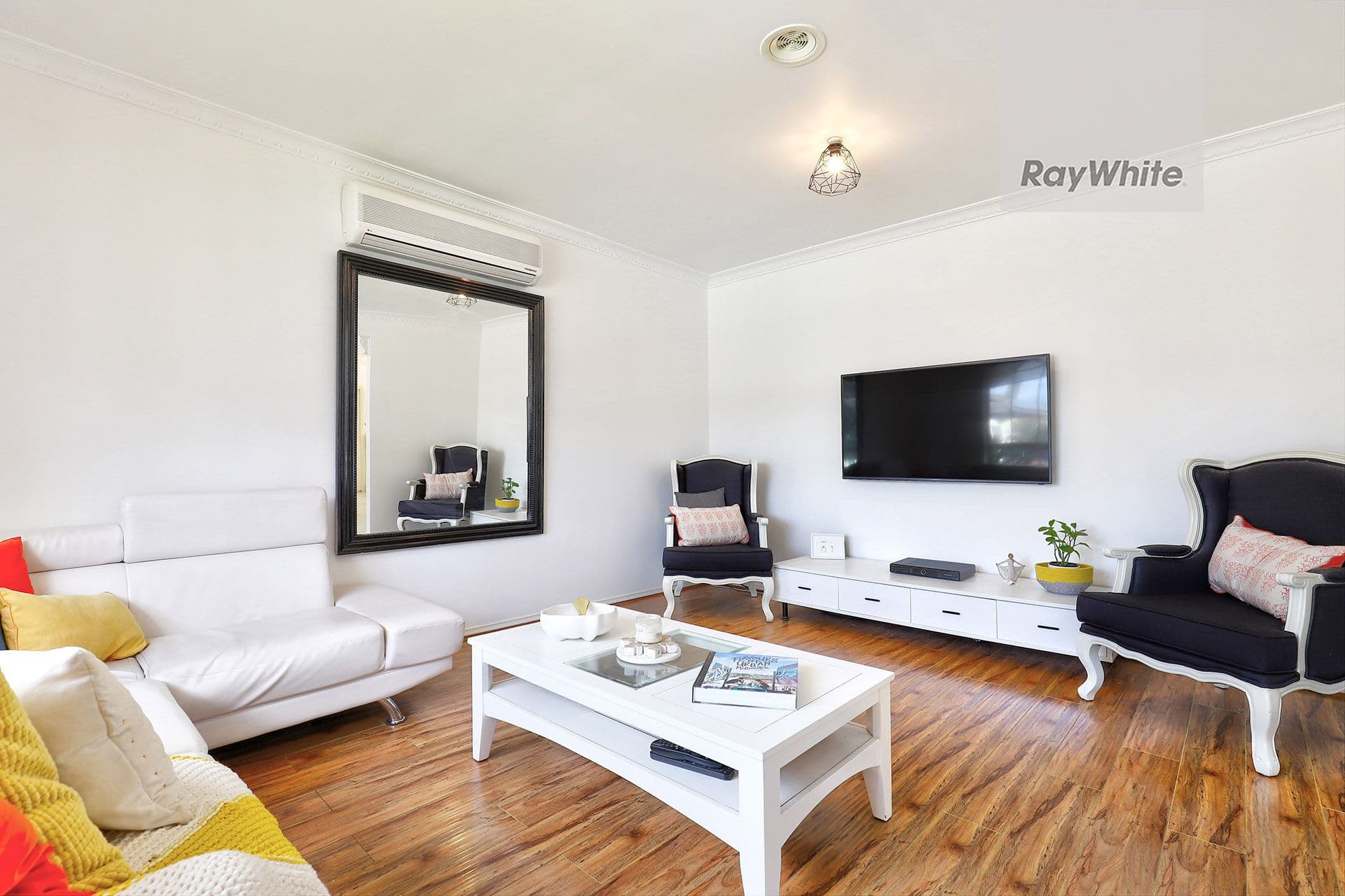 15 Waratah Avenue, Tullamarine VIC 3043, Tullamarine - Thumbnail 4