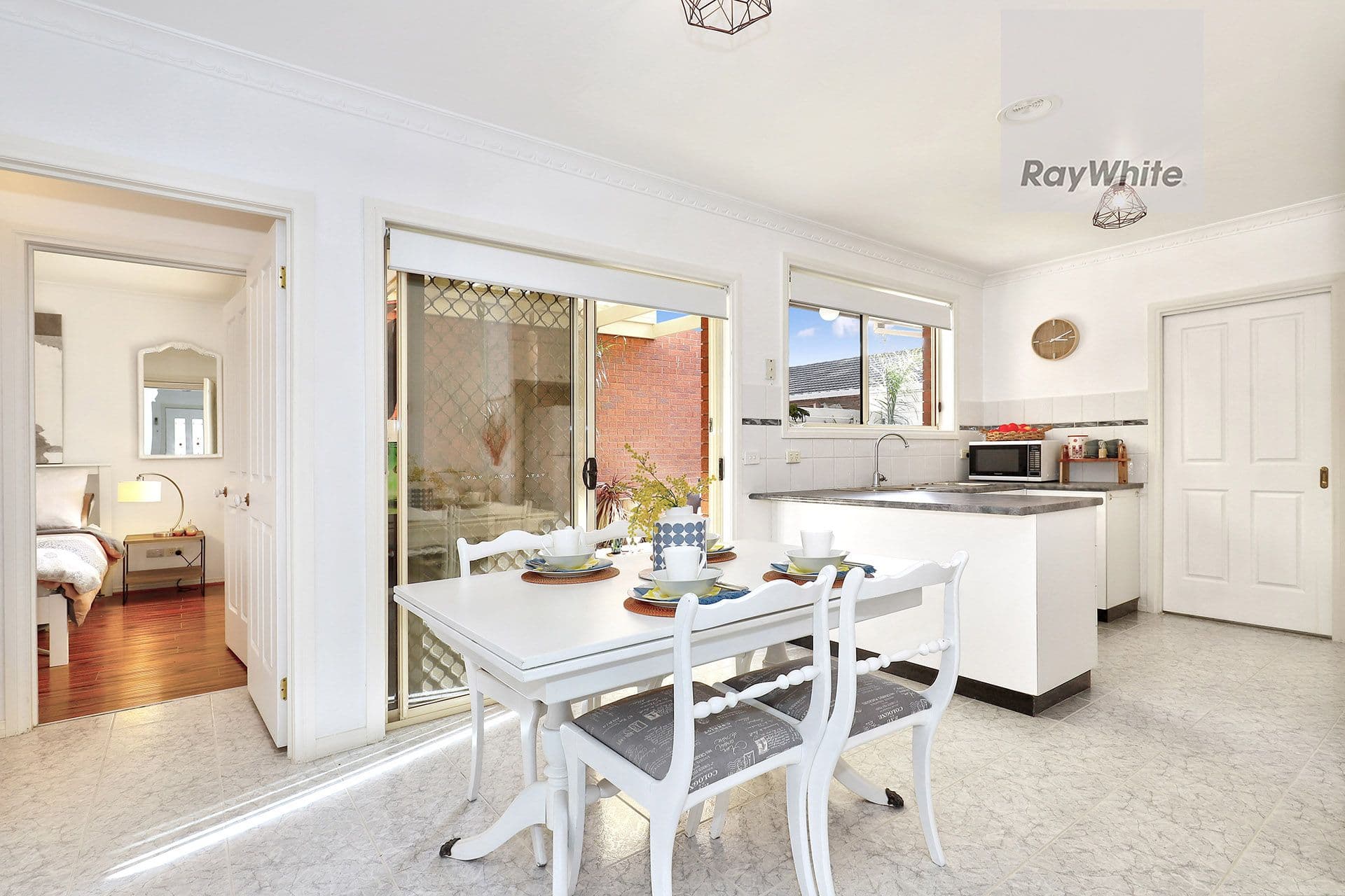 15 Waratah Avenue, Tullamarine VIC 3043, Tullamarine - Thumbnail 8