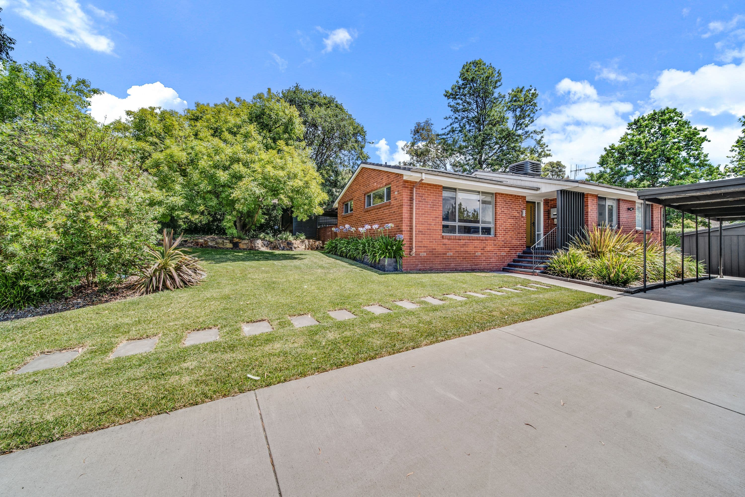 44 Greenvale Street, Fisher ACT 2611, Fisher - Thumbnail 2