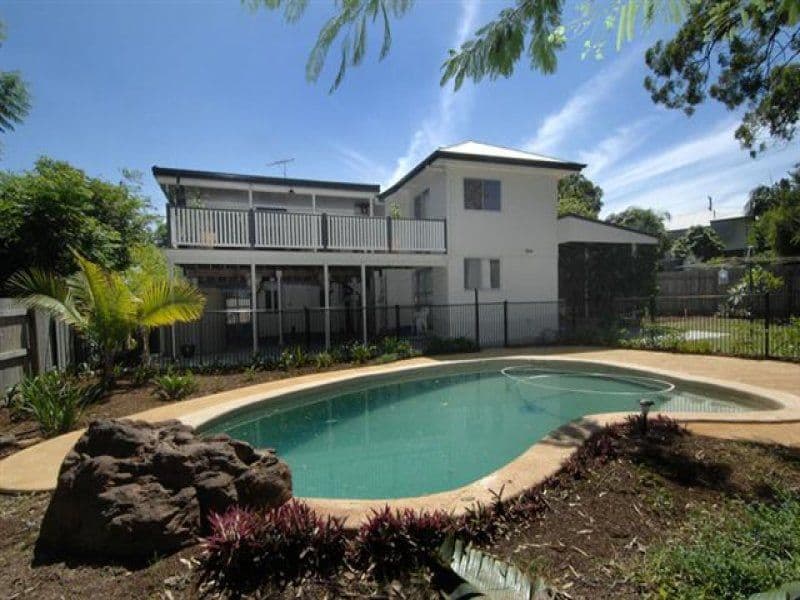 13 Gibson Crescent, HOLLAND PARK QLD 4121, Holland Park - Image 1