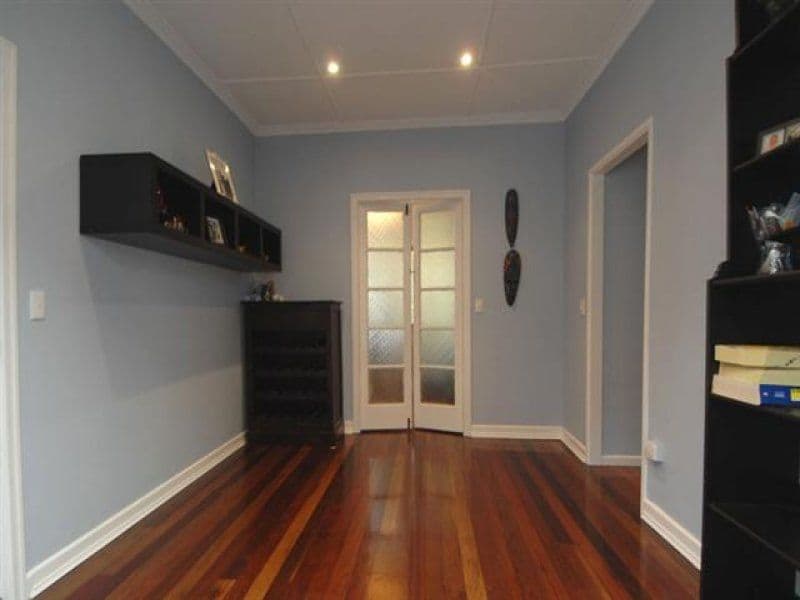 13 Gibson Crescent, HOLLAND PARK QLD 4121, Holland Park - Thumbnail 3