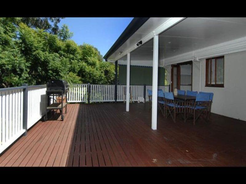 13 Gibson Crescent, HOLLAND PARK QLD 4121, Holland Park - Thumbnail 8
