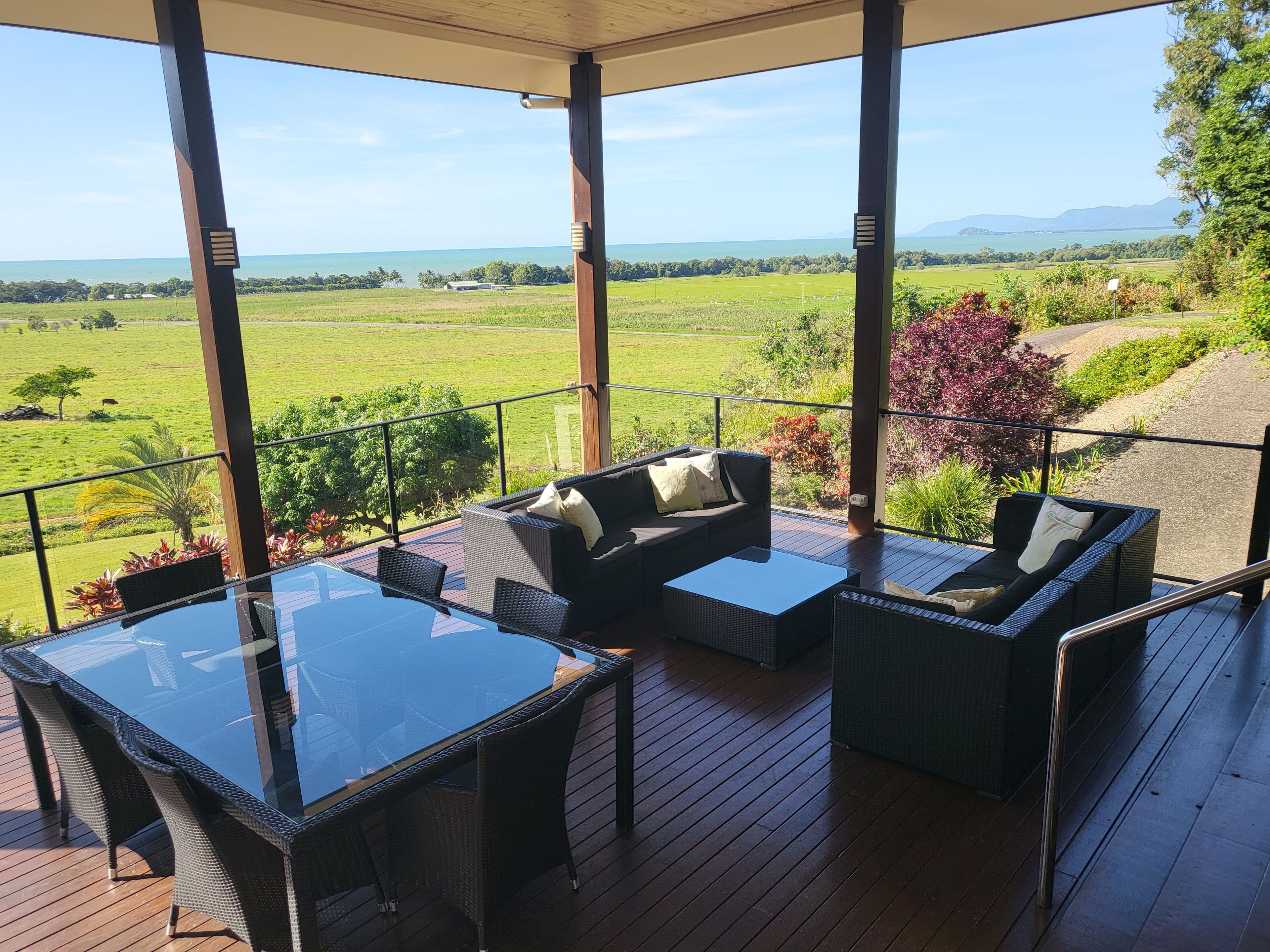 2 Seaview Court (via Port Douglas), Rocky Point QLD 4873, Rocky Point - Image 1