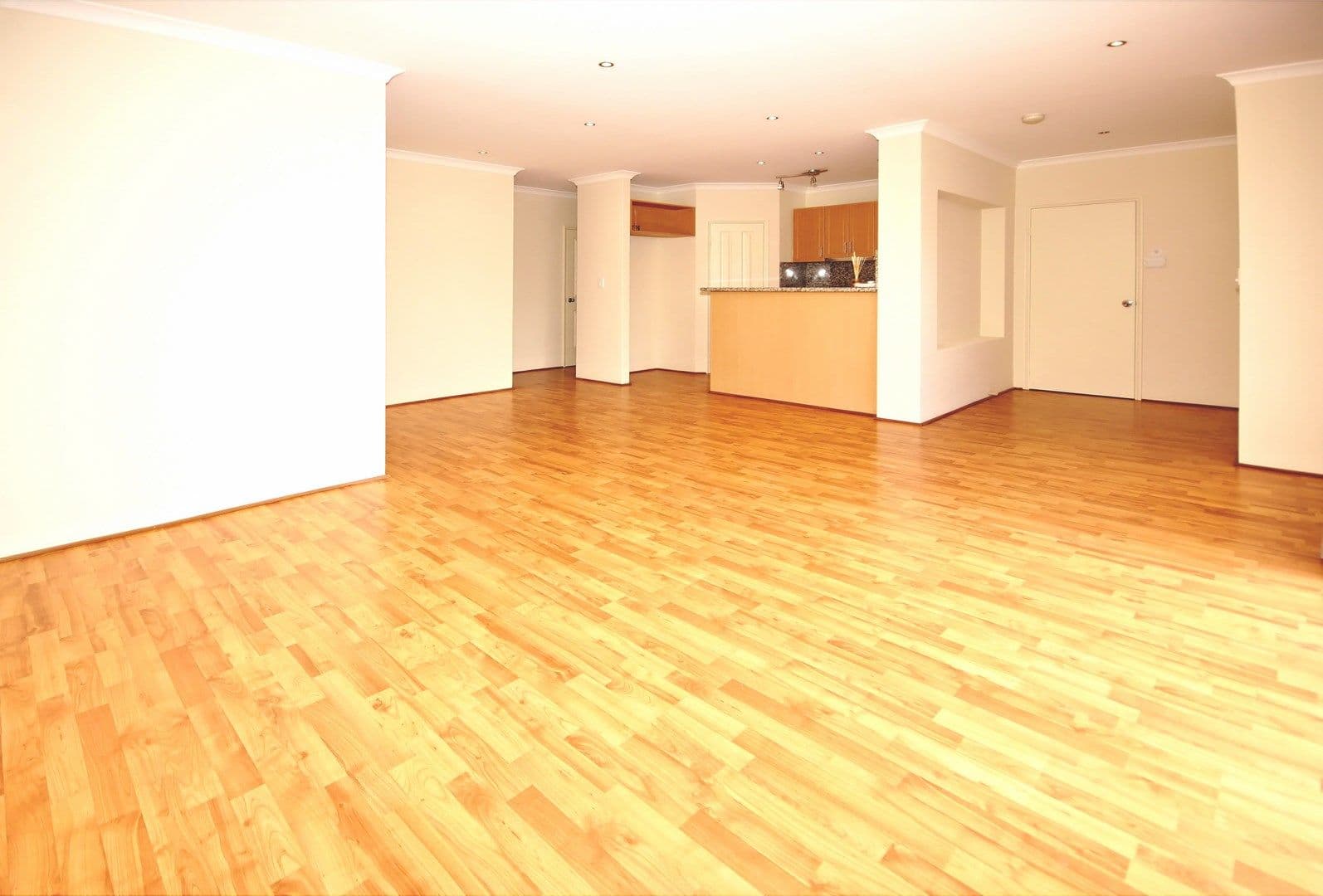 53a Finchley Crescent, BALGA WA 6061, Balga - Thumbnail 2