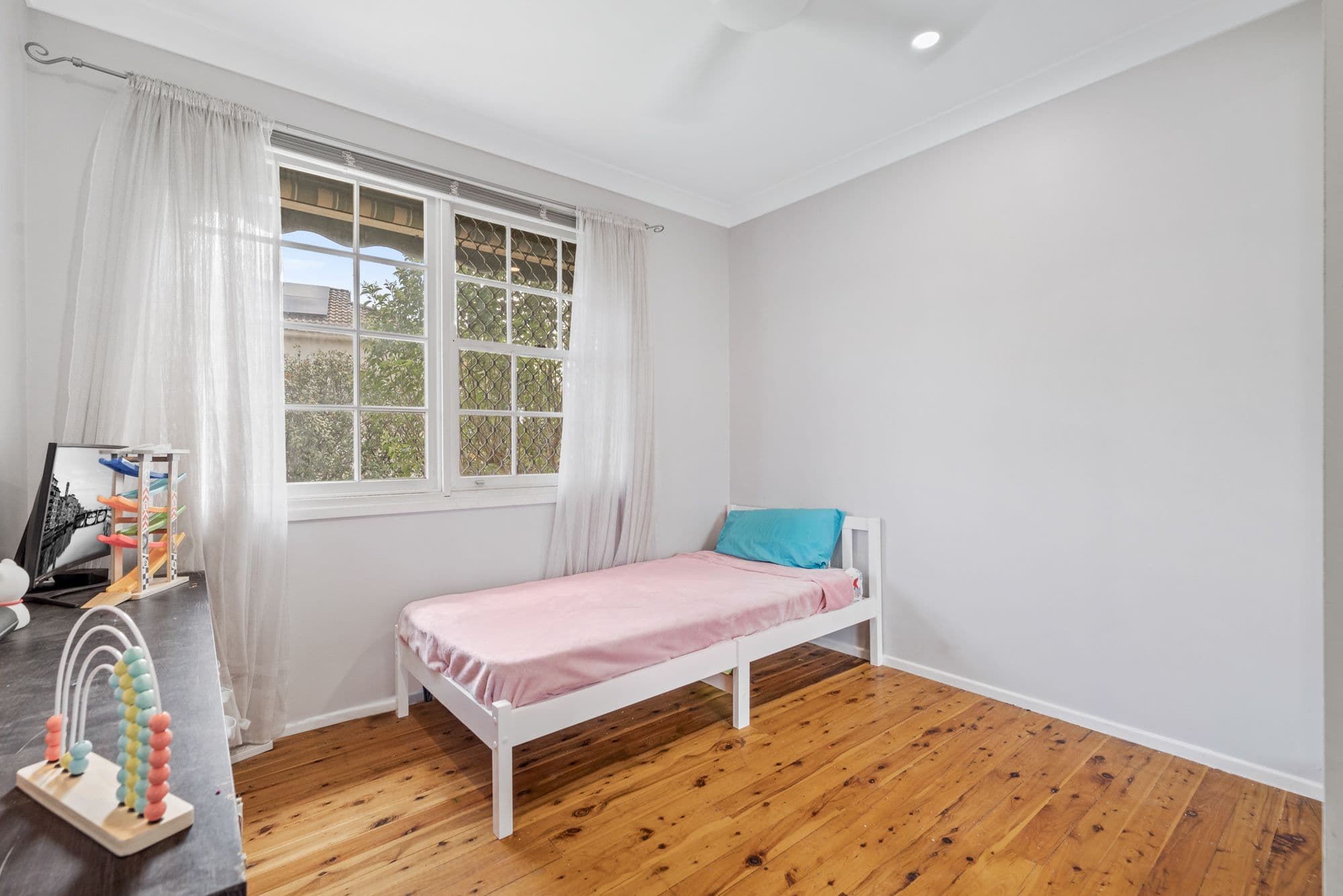 4 Christine Street, South Penrith NSW 2750, South Penrith - Thumbnail 8