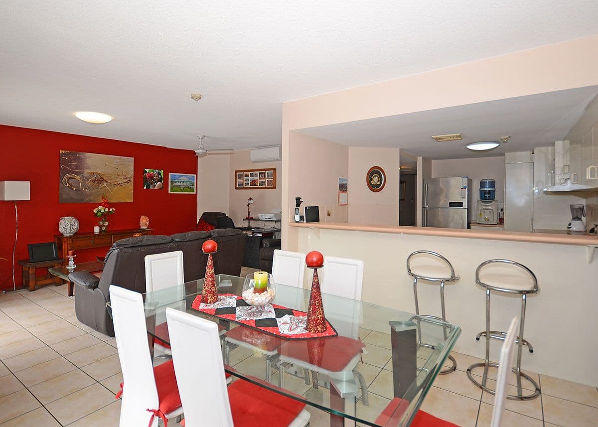 397 Esplanade, Torquay QLD 4655, Torquay - Thumbnail 2