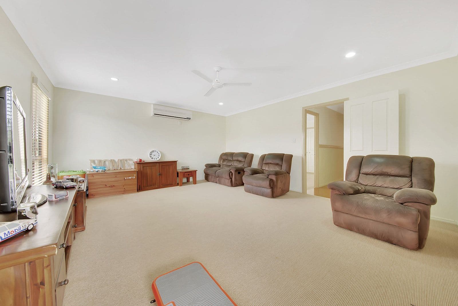 9 Parksville Drive, New Auckland QLD 4680, New Auckland - Thumbnail 5