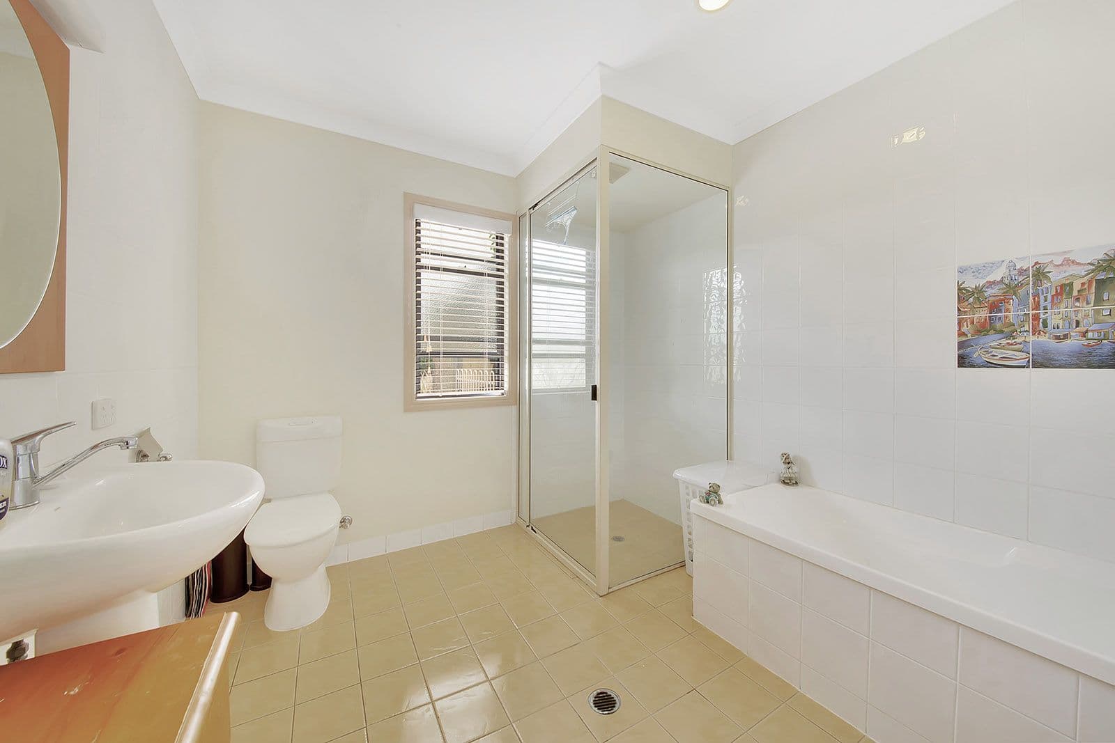9 Parksville Drive, New Auckland QLD 4680, New Auckland - Thumbnail 6