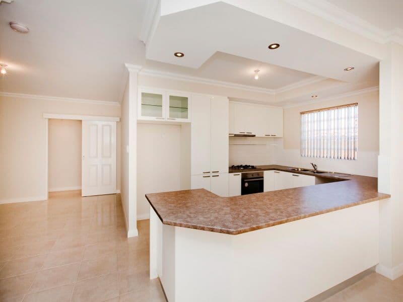 41 Rosaglen Rise, NORANDA WA 6062, Noranda - Thumbnail 2