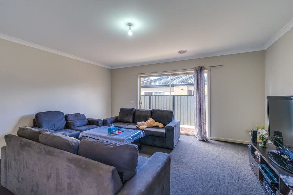 5 Leafton Street, Truganina VIC 3029, Truganina - Thumbnail 8
