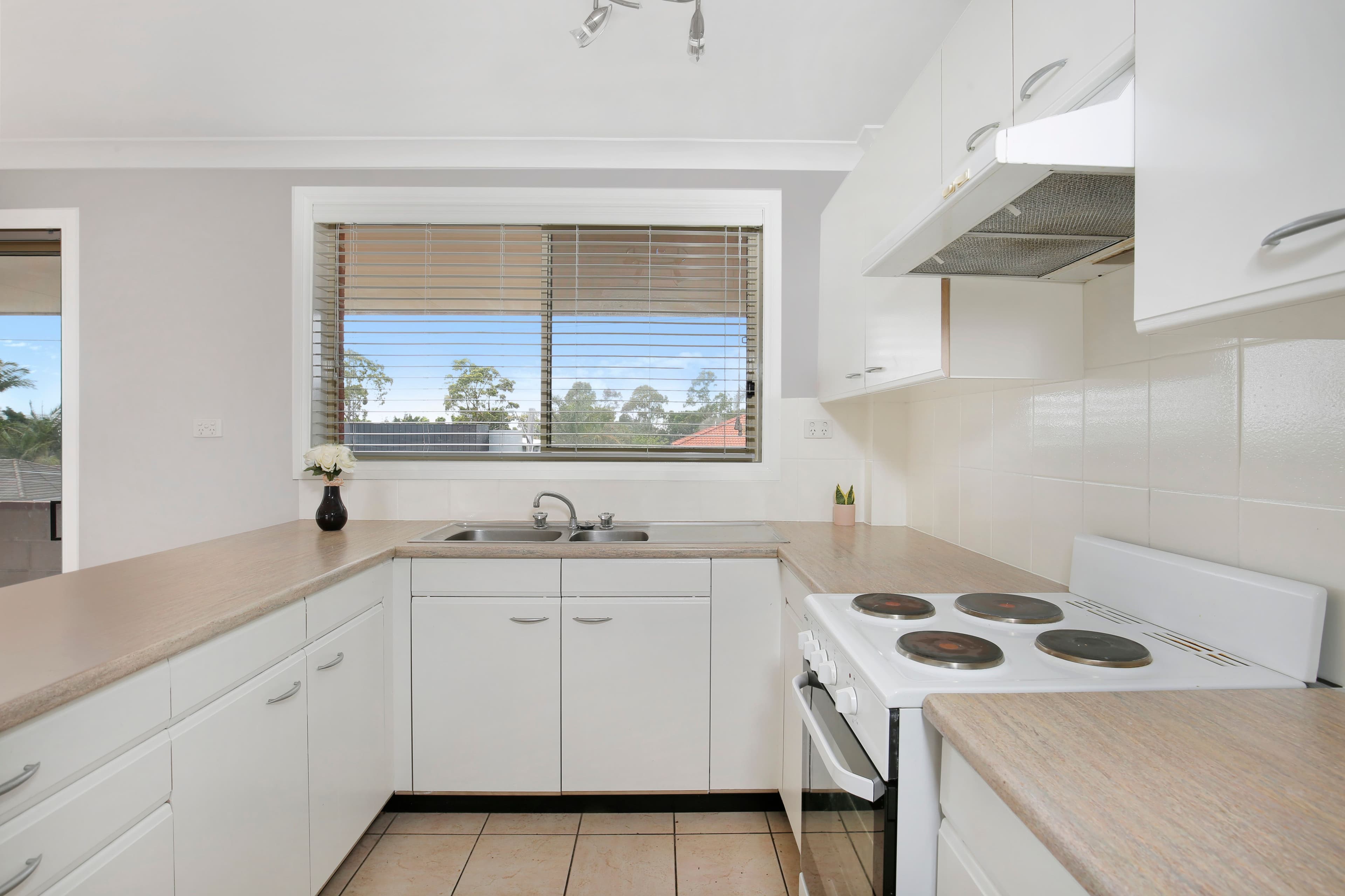 24-26 Daisy Street, Fairy Meadow NSW 2519, Fairy Meadow - Thumbnail 2