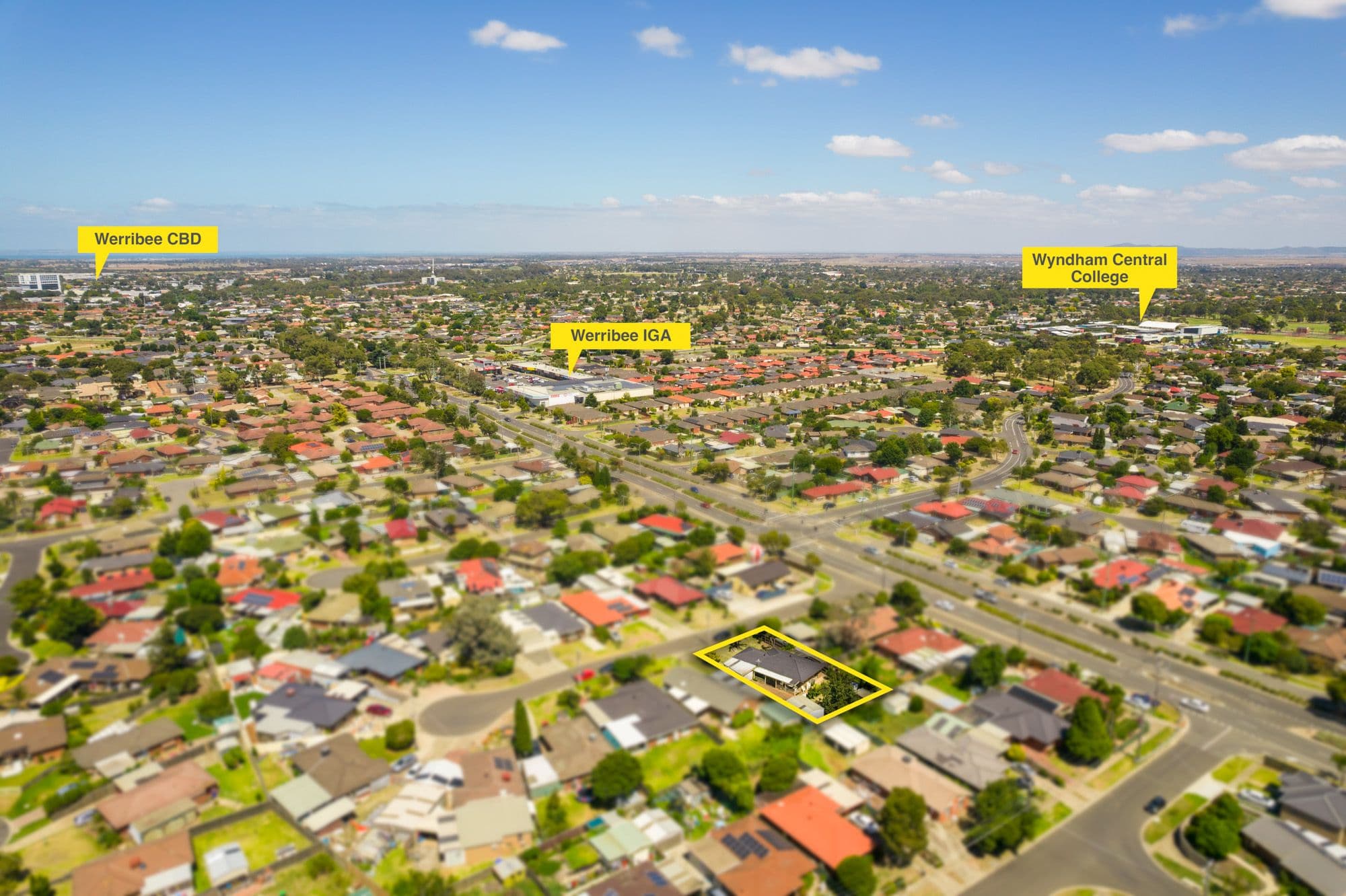 2 Magnolia Court, Werribee VIC 3030, Werribee - Thumbnail 2
