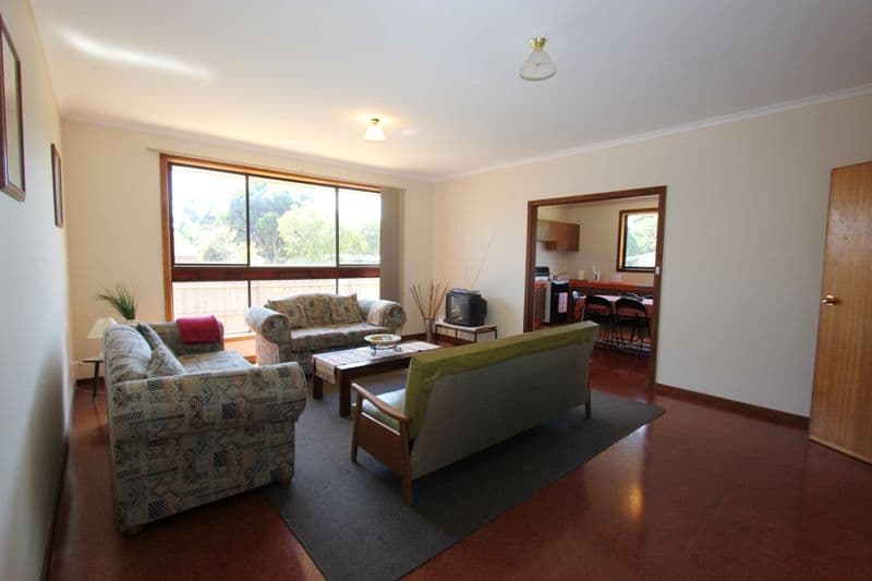 31 Albany Road, COWES VIC 3922, Cowes - Thumbnail 2