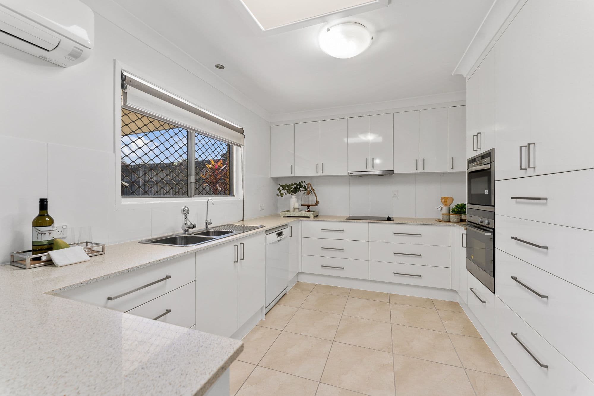 8 Moorgate Street, Macgregor QLD 4109, Macgregor - Thumbnail 2