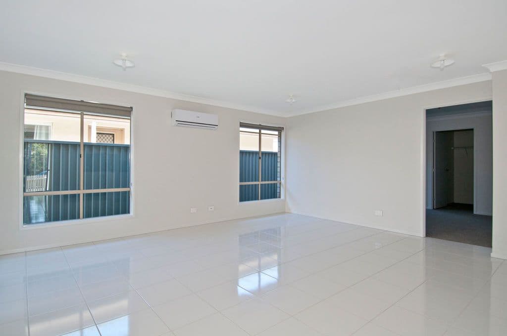 72 Judith Street, Crestmead QLD 4132, Crestmead - Thumbnail 2