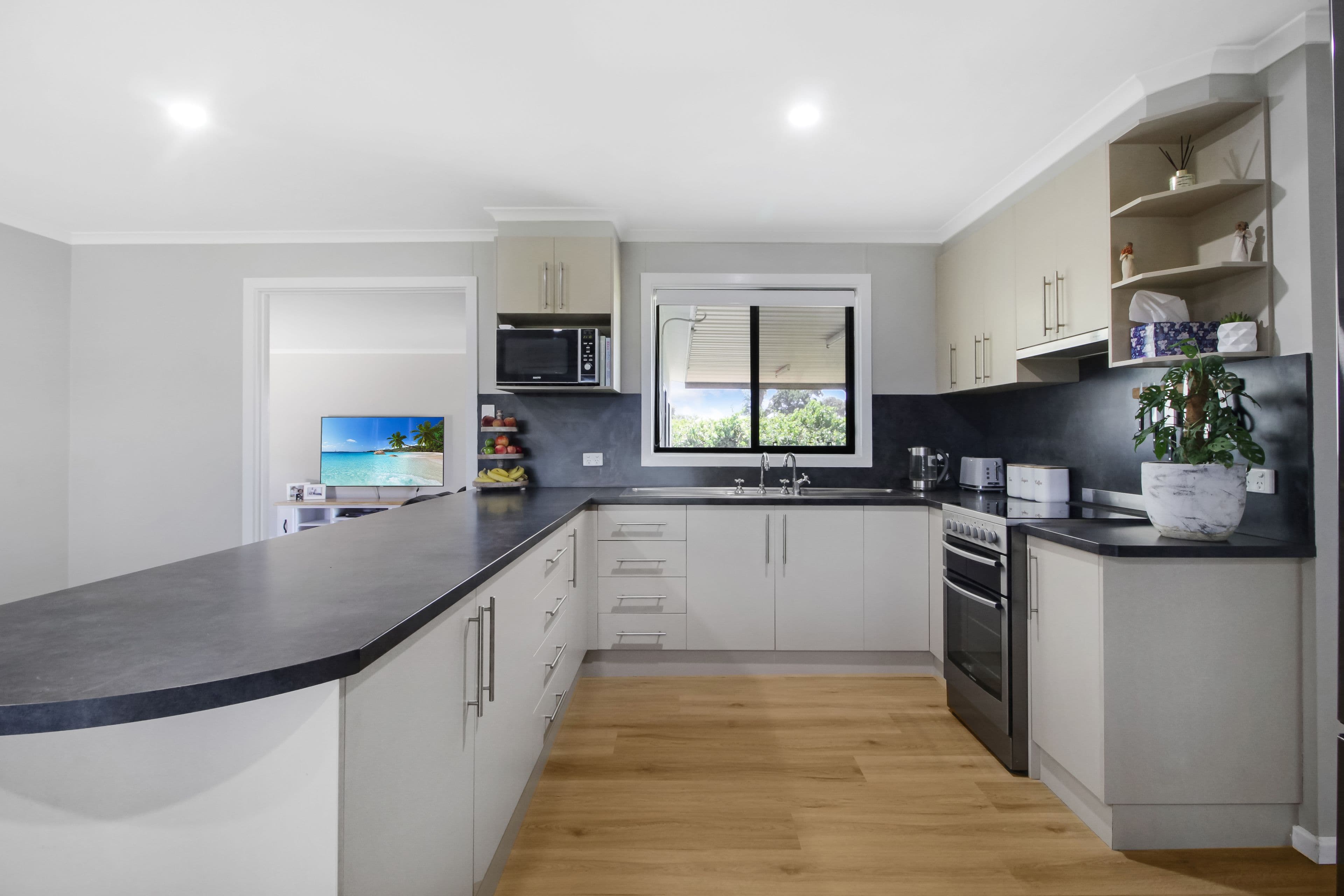 74 Quarte Street, Renmark SA 5341, Renmark West - Thumbnail 4