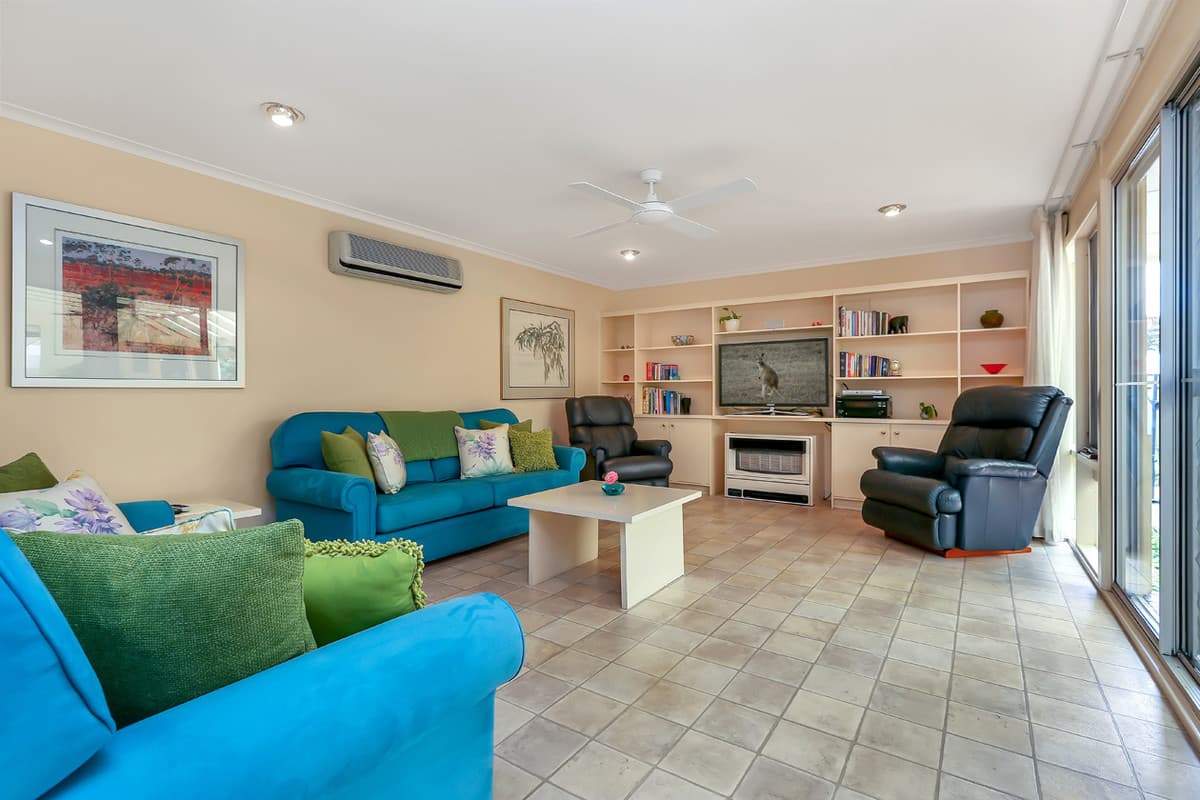15 Anita Avenue, Gilles Plains SA 5086, Gilles Plains - Thumbnail 3