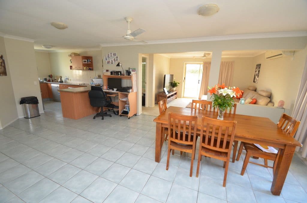 116 Christina Ryan Way, Arundel QLD 4214, Arundel - Thumbnail 5