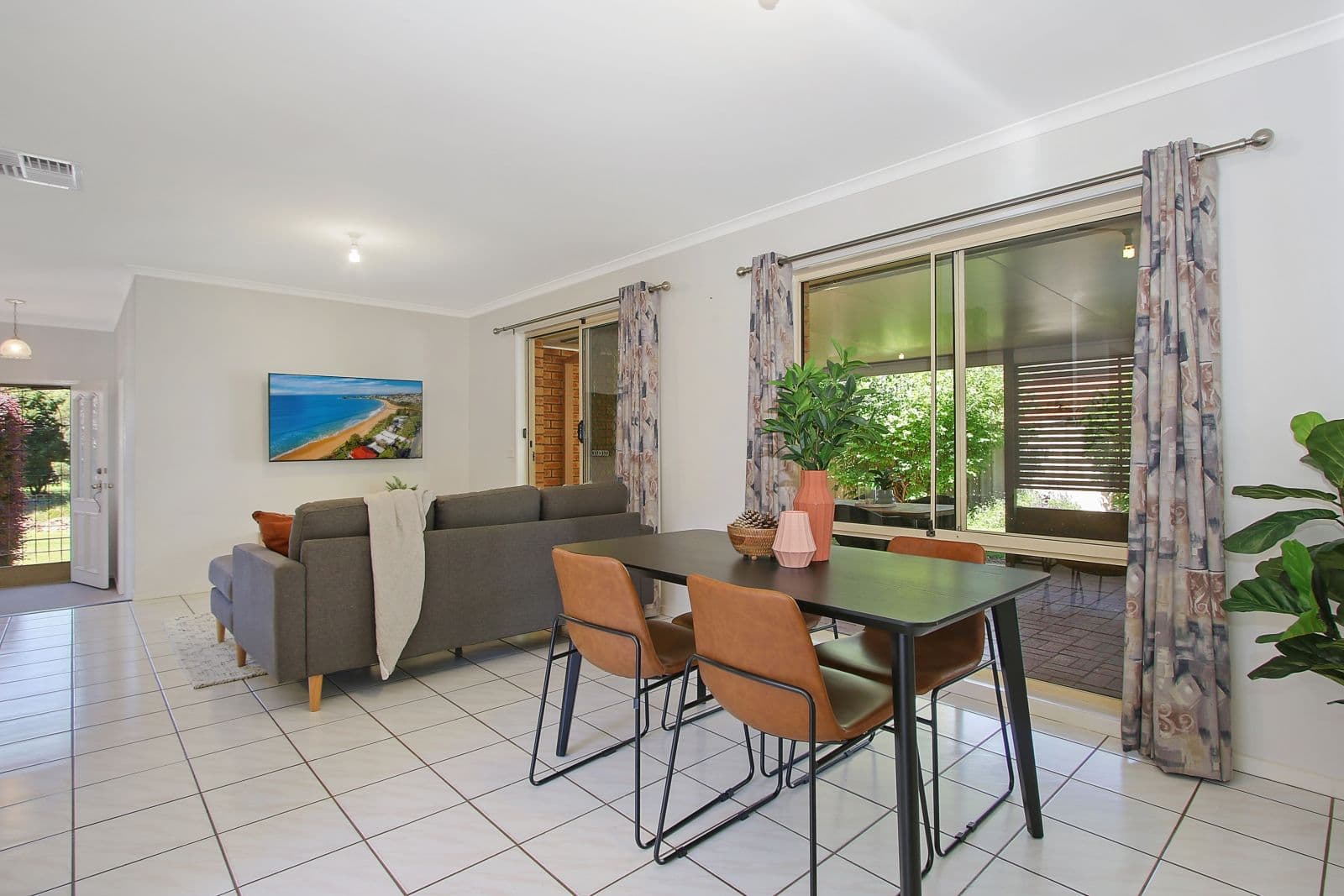 627 Pearsall Street, Lavington NSW 2641, Lavington - Thumbnail 5