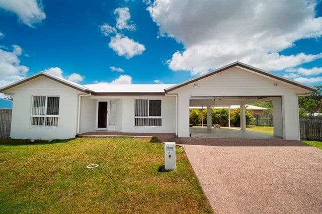 4 Woodrow Circuit, MOUNT LOUISA QLD 4814, Mount Louisa - Thumbnail 2
