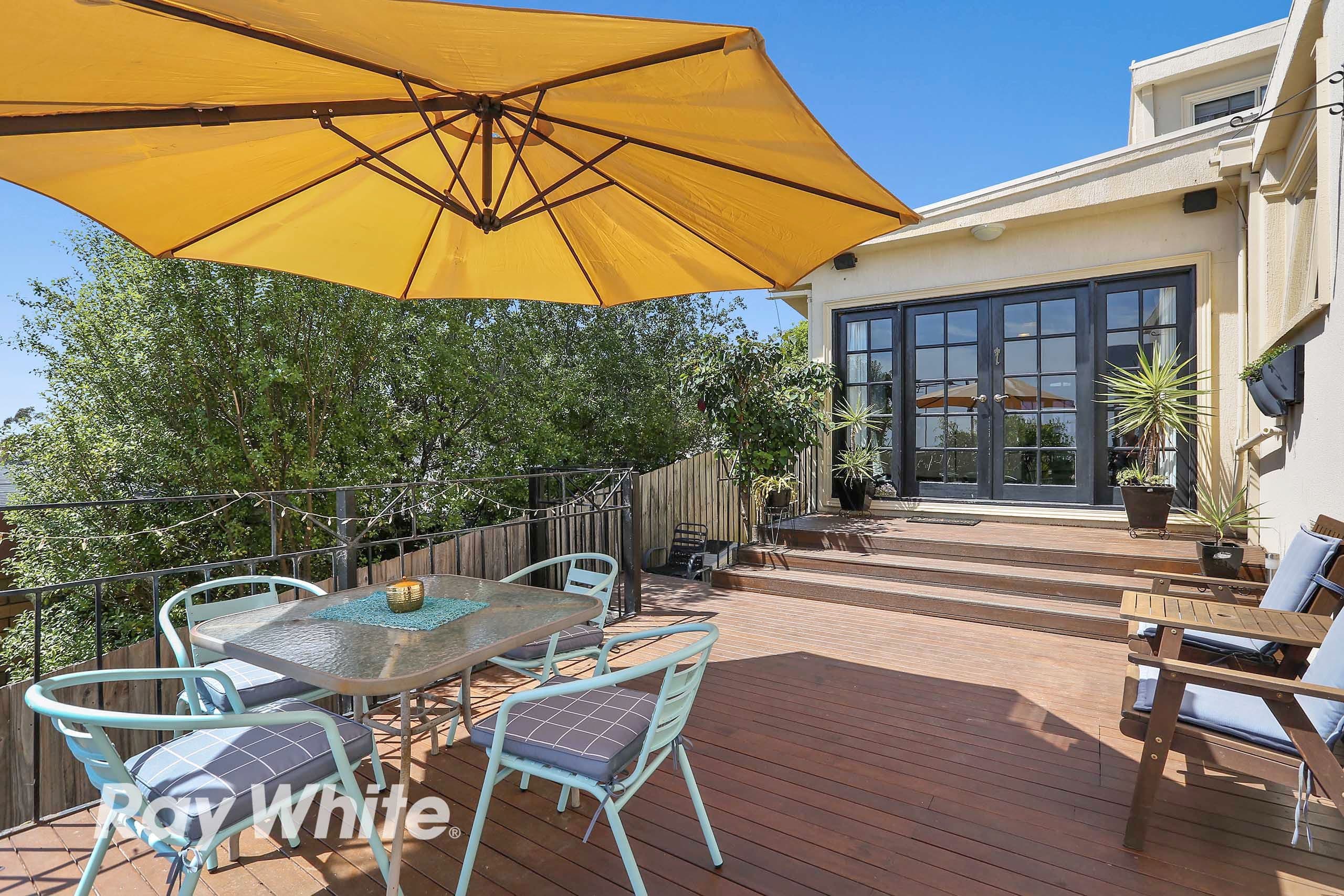 29 Challambra Crescent, Highton VIC 3216, Highton - Thumbnail 2