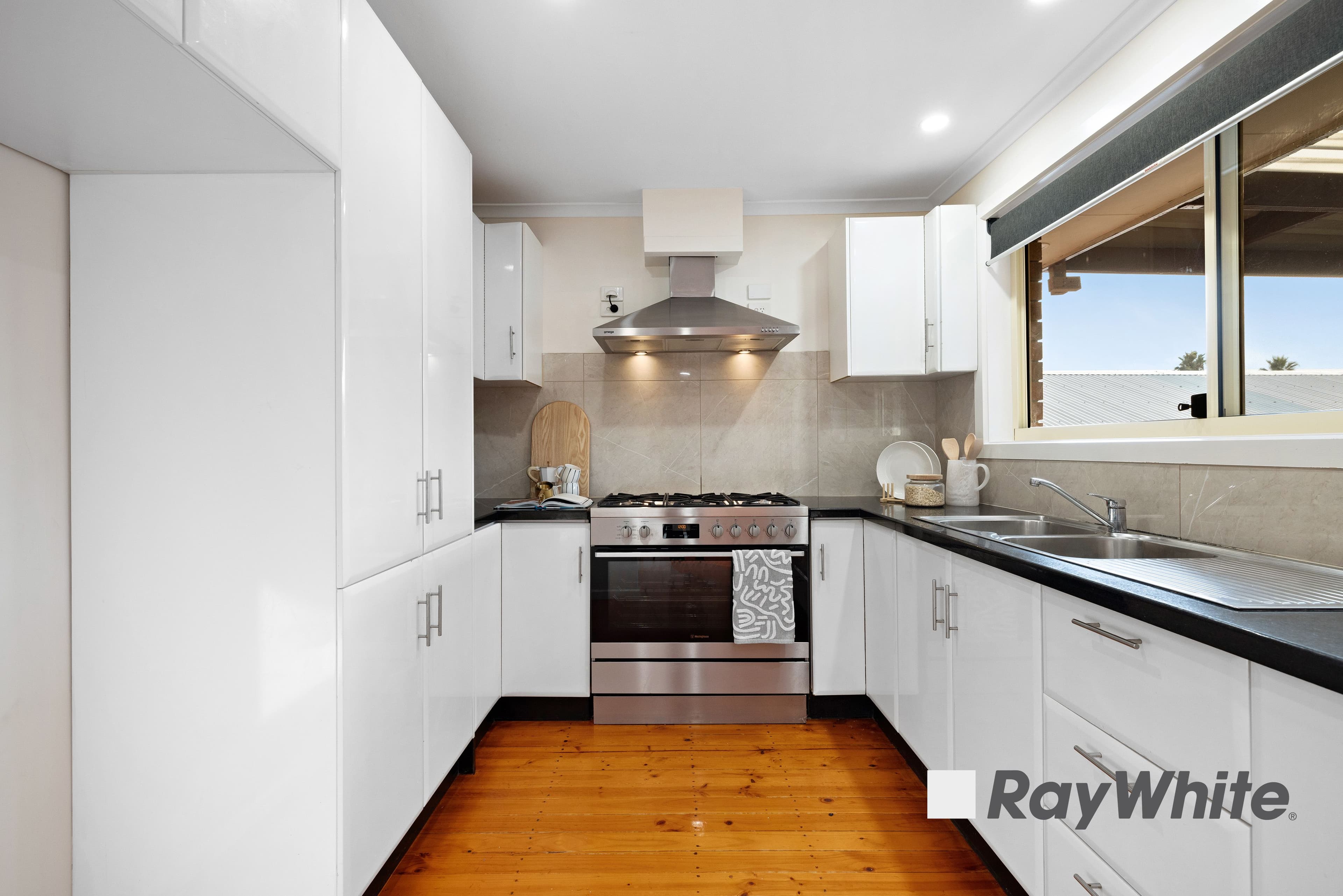 22 Kinkead Crescent, Endeavour Hills VIC 3802, Endeavour Hills - Thumbnail 6