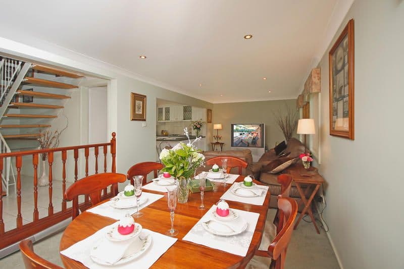 6 Parklands Avenue, HEATHCOTE NSW 2233, Heathcote - Thumbnail 3