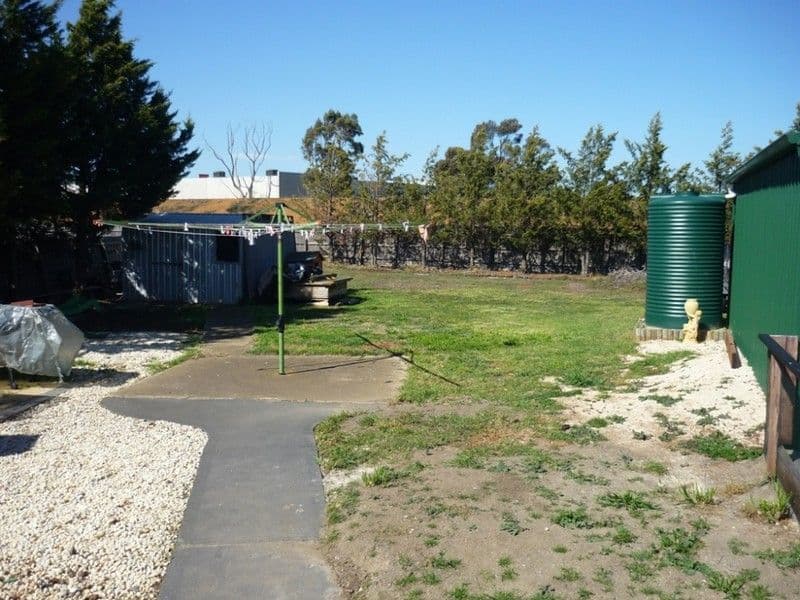 16 BROMAGE Close, HOPPERS CROSSING VIC 3029, Hoppers Crossing - Thumbnail 5