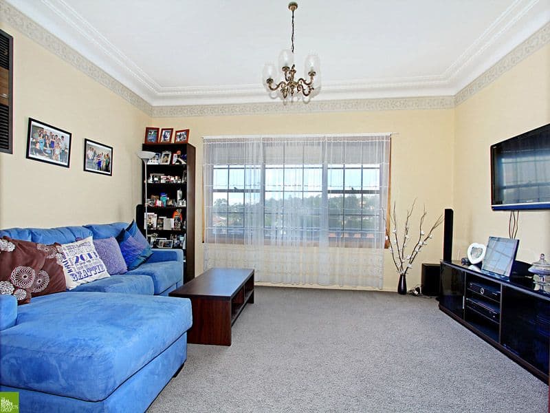 50 Bruce Street, UNANDERRA NSW 2526, Unanderra - Thumbnail 2