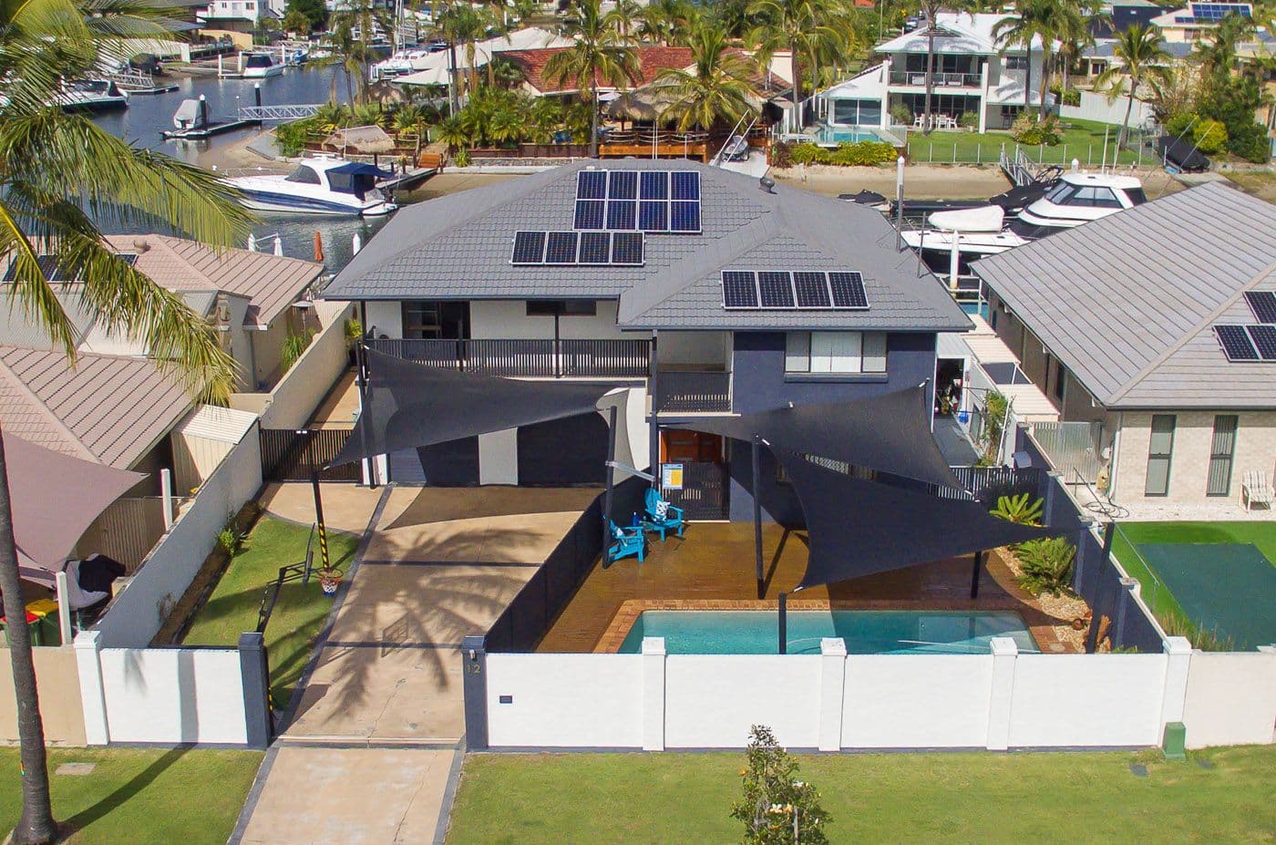 12 Dobell Avenue, Paradise Point QLD 4216, Paradise Point - Thumbnail 3