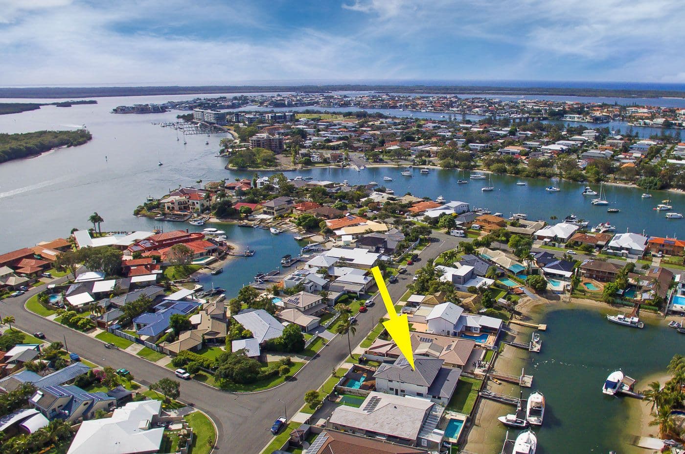 12 Dobell Avenue, Paradise Point QLD 4216, Paradise Point - Thumbnail 7