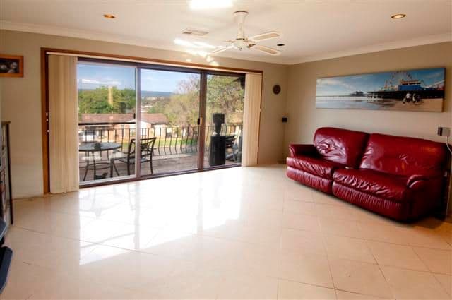 4 Kiparra Crescent, SOUTH PENRITH NSW 2750, South Penrith - Thumbnail 3