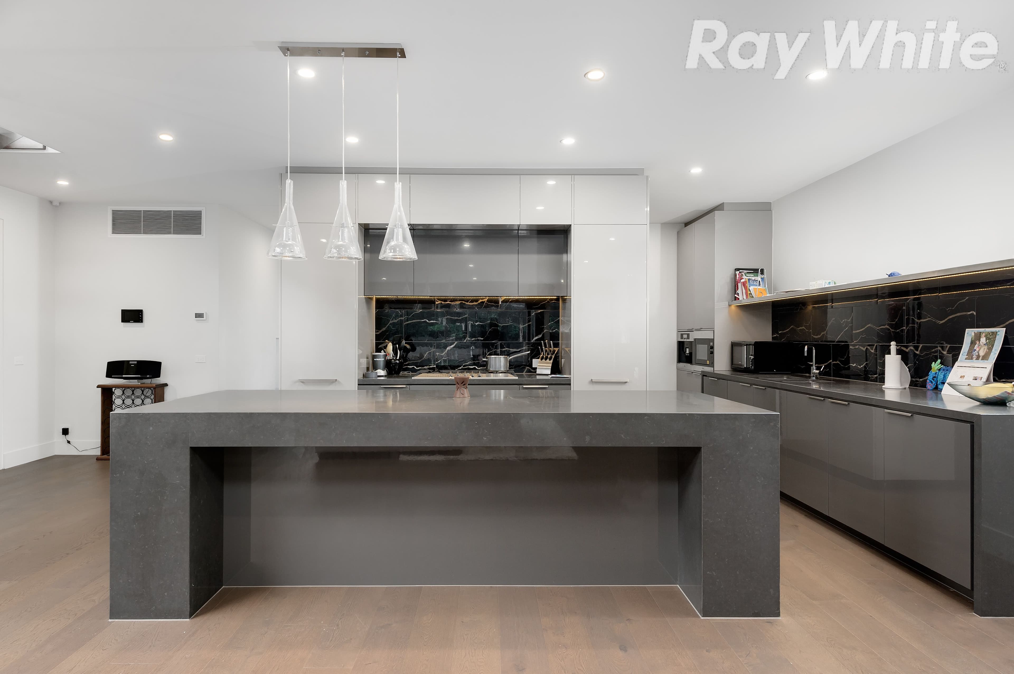 7 Cypress Way, Kew VIC 3101, Kew - Thumbnail 5