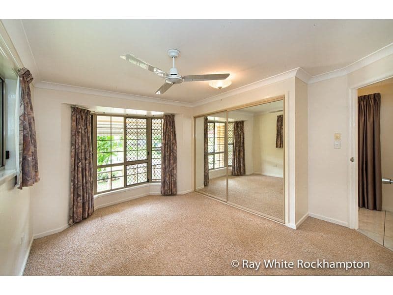 8 Lobelia Close, NORMAN GARDENS QLD 4701, Norman Gardens - Thumbnail 3