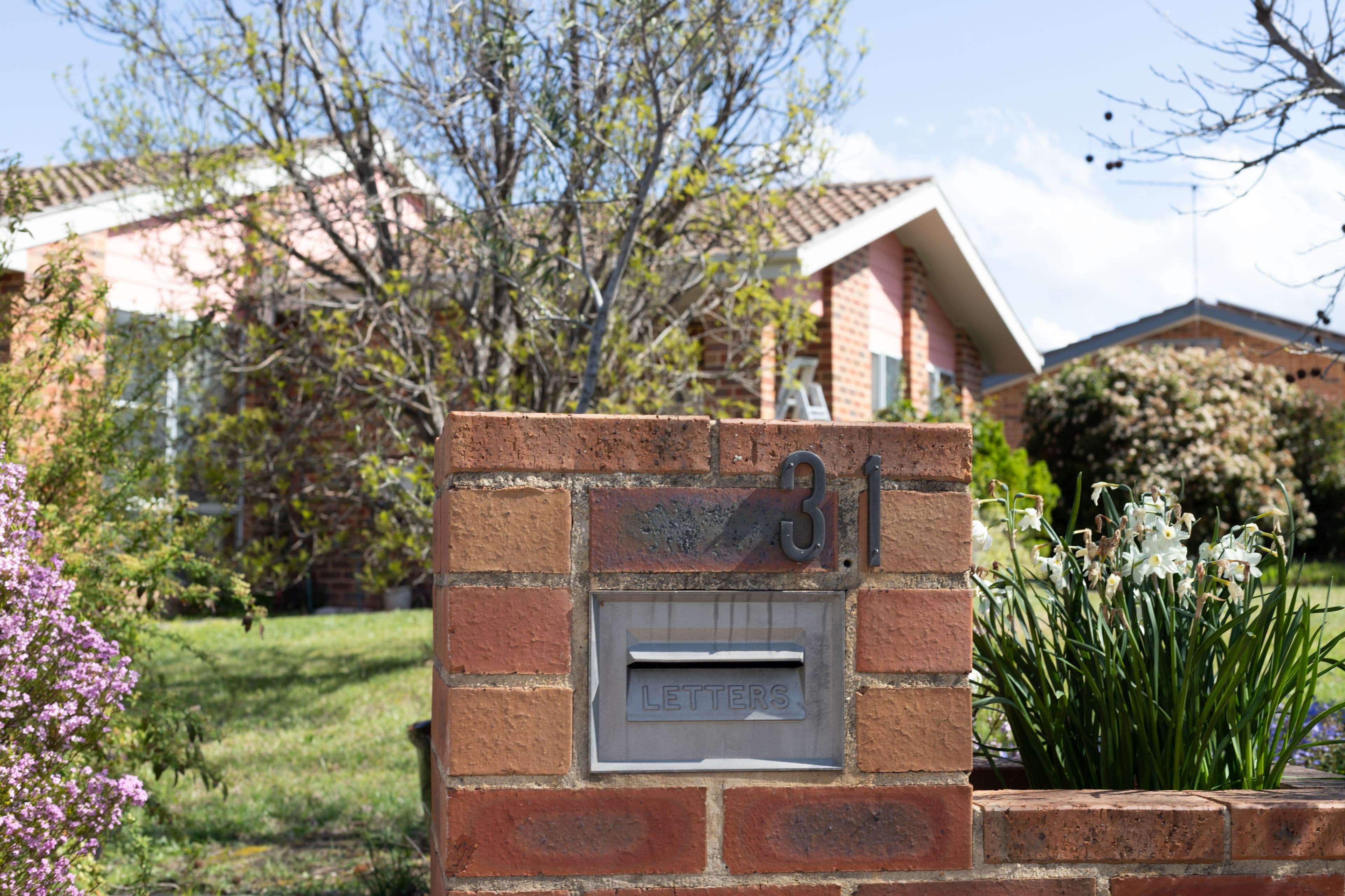 31 McTaggart Crescent, Kambah ACT 2902, Kambah - Thumbnail 2