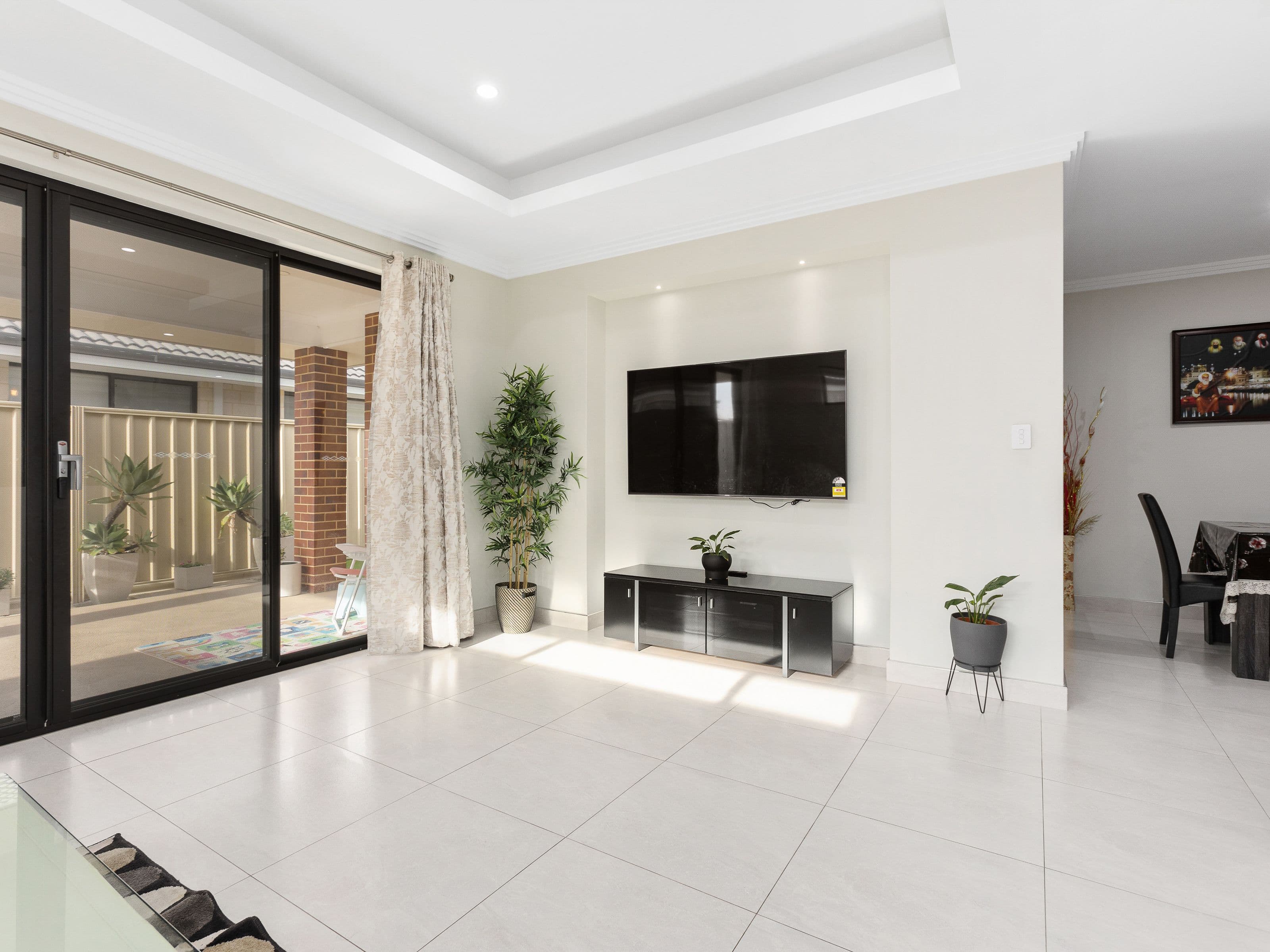 18 Apricot Close, Canning Vale WA 6155, Canning Vale - Thumbnail 6