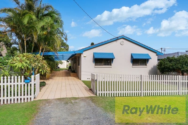 27 Ocean Street, Budgewoi - Image 1