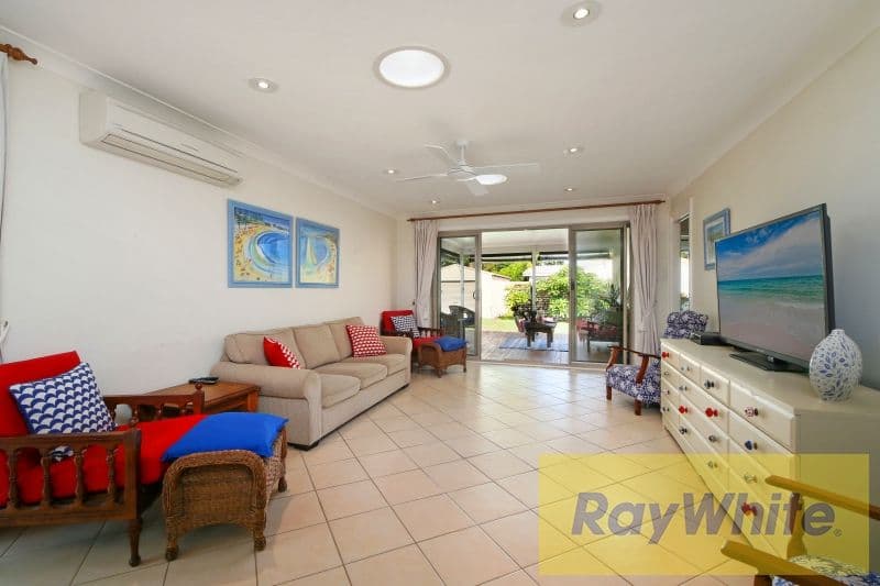 27 Ocean Street, Budgewoi - Thumbnail 3