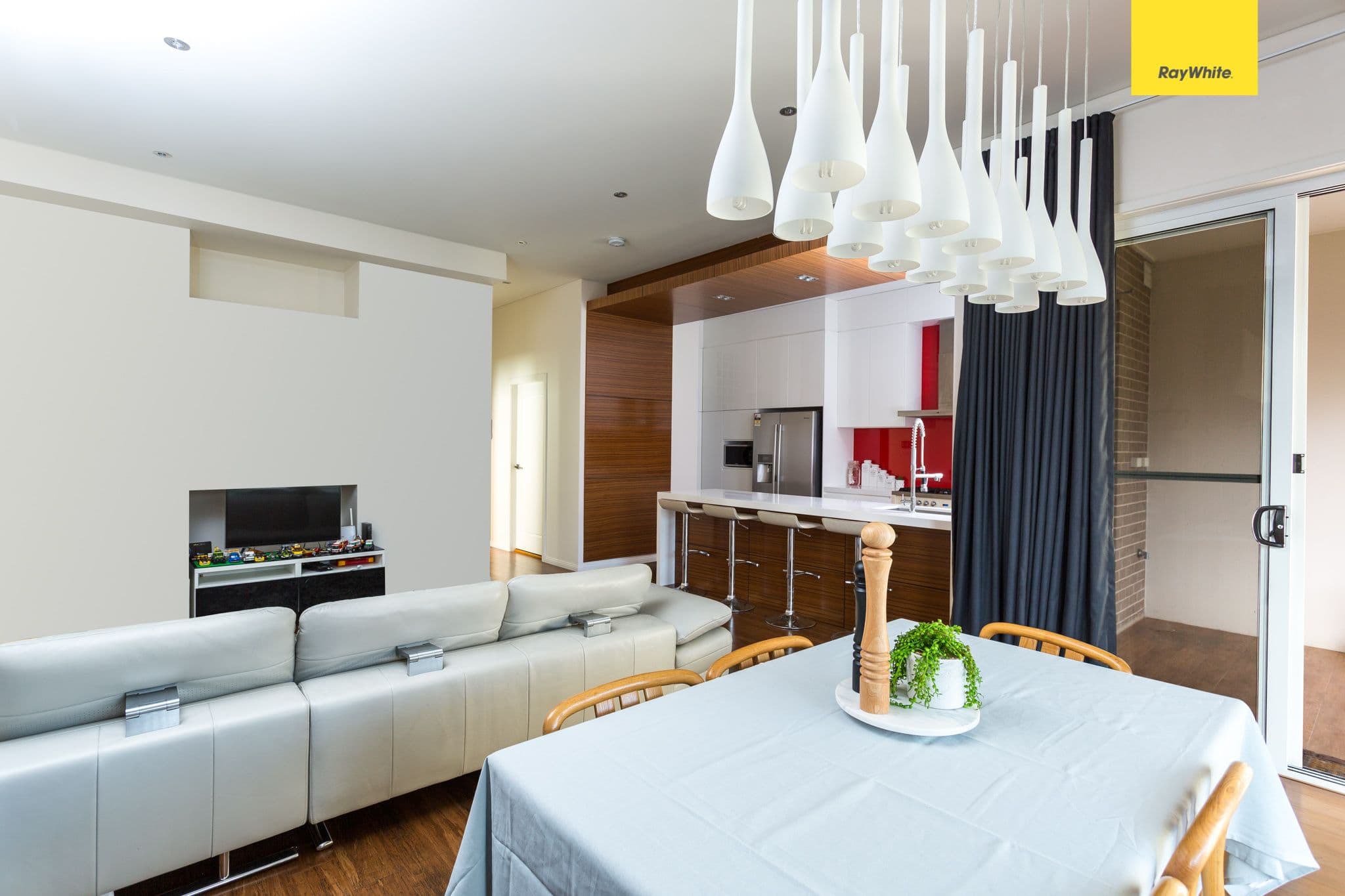 57 Hannans Road, Riverwood - Thumbnail 2
