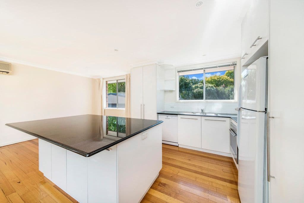 74 Alfred Hill Drive, Melba ACT 2615, Melba - Thumbnail 3