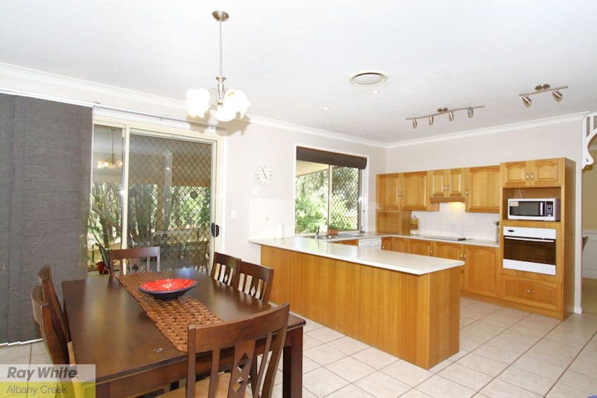 1 Woodrow Court, FERNY HILLS QLD 4055, Ferny Hills - Thumbnail 6