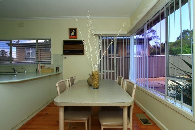 24 Putnam Avenue, STRATHDALE VIC 3550, Strathdale - Thumbnail 5