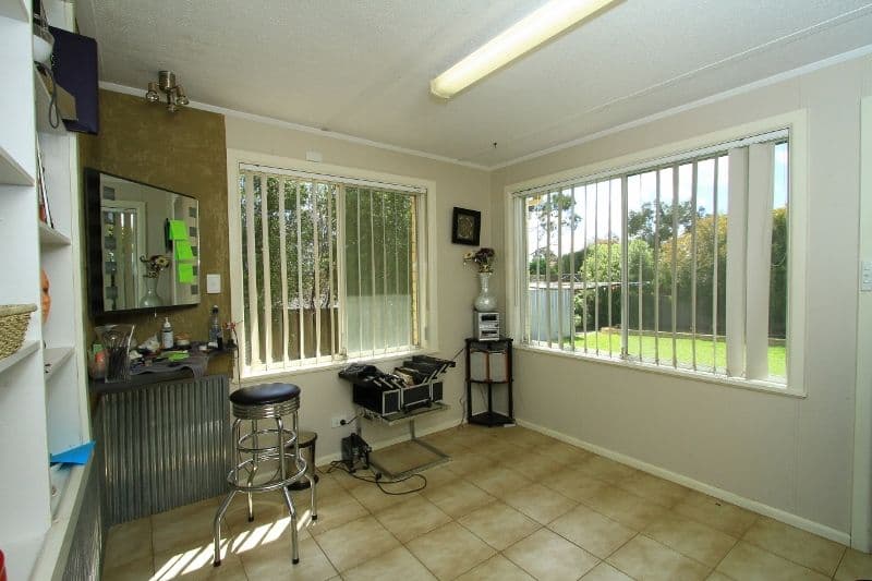 24 Putnam Avenue, STRATHDALE VIC 3550, Strathdale - Thumbnail 8