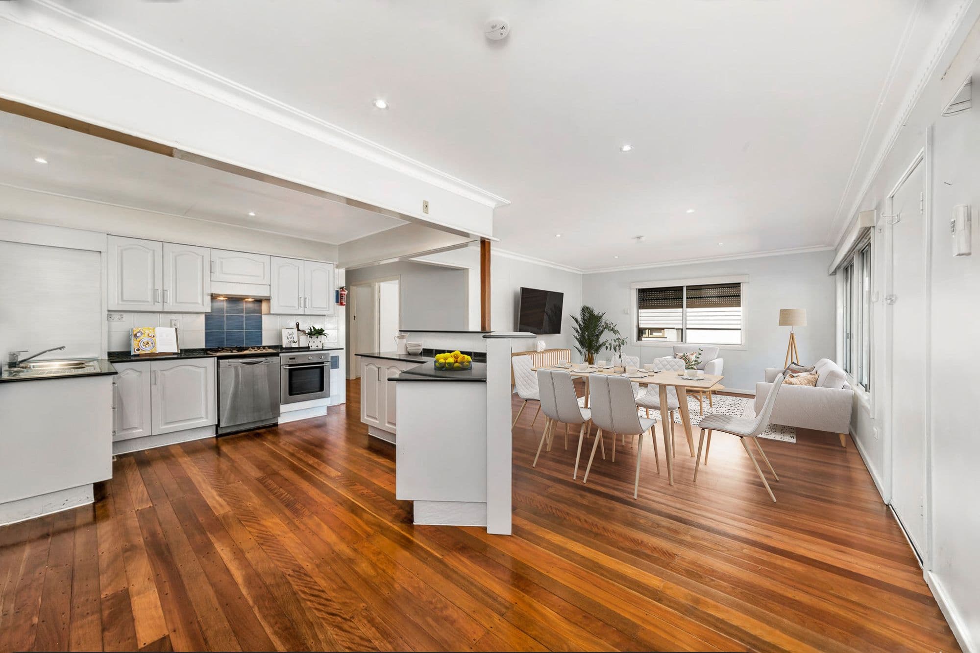 268 Victoria Avenue, Redcliffe QLD 4020, Redcliffe - Thumbnail 3