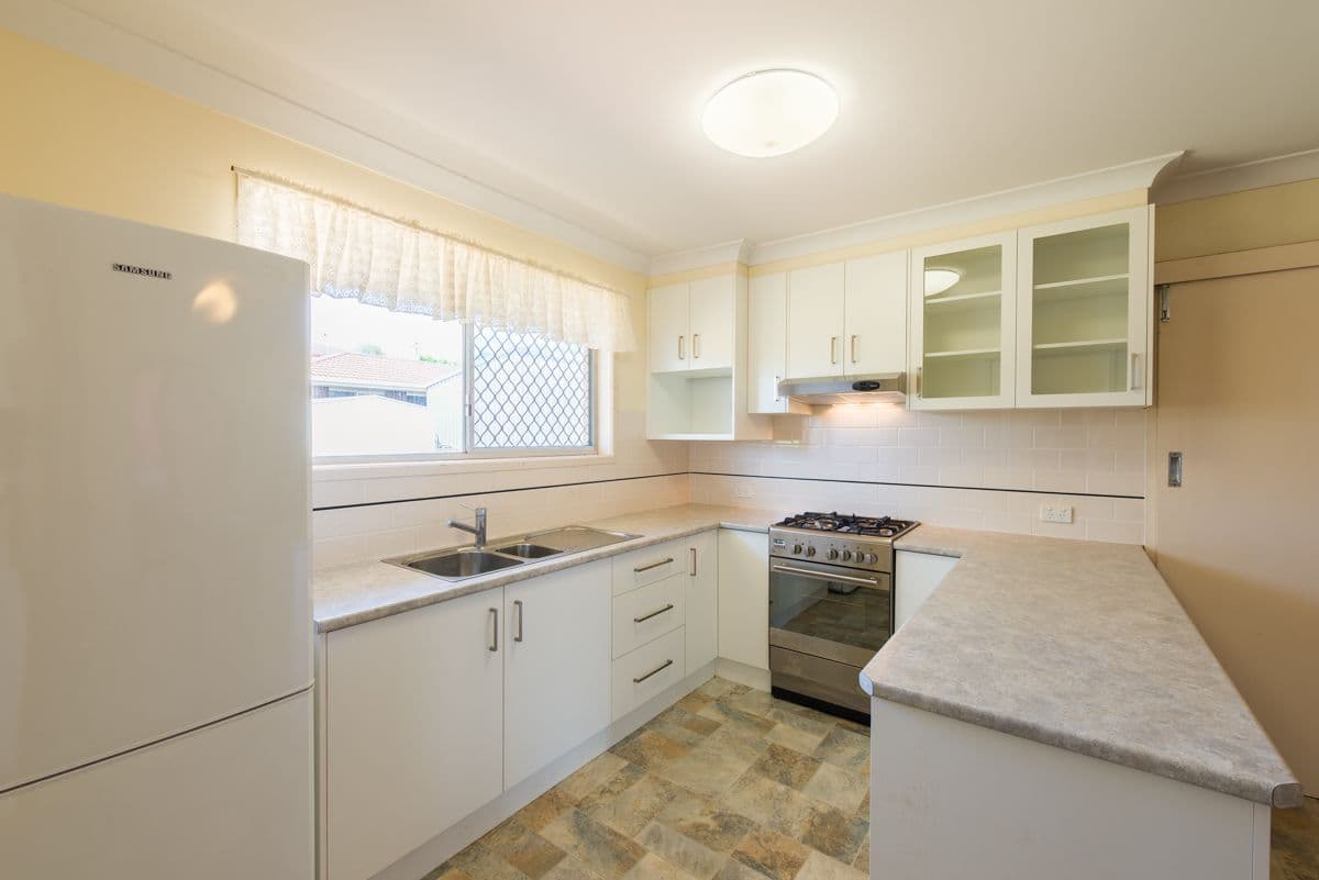 4 Luke Street, KEARNEYS SPRING QLD 4350, Kearneys Spring - Thumbnail 5