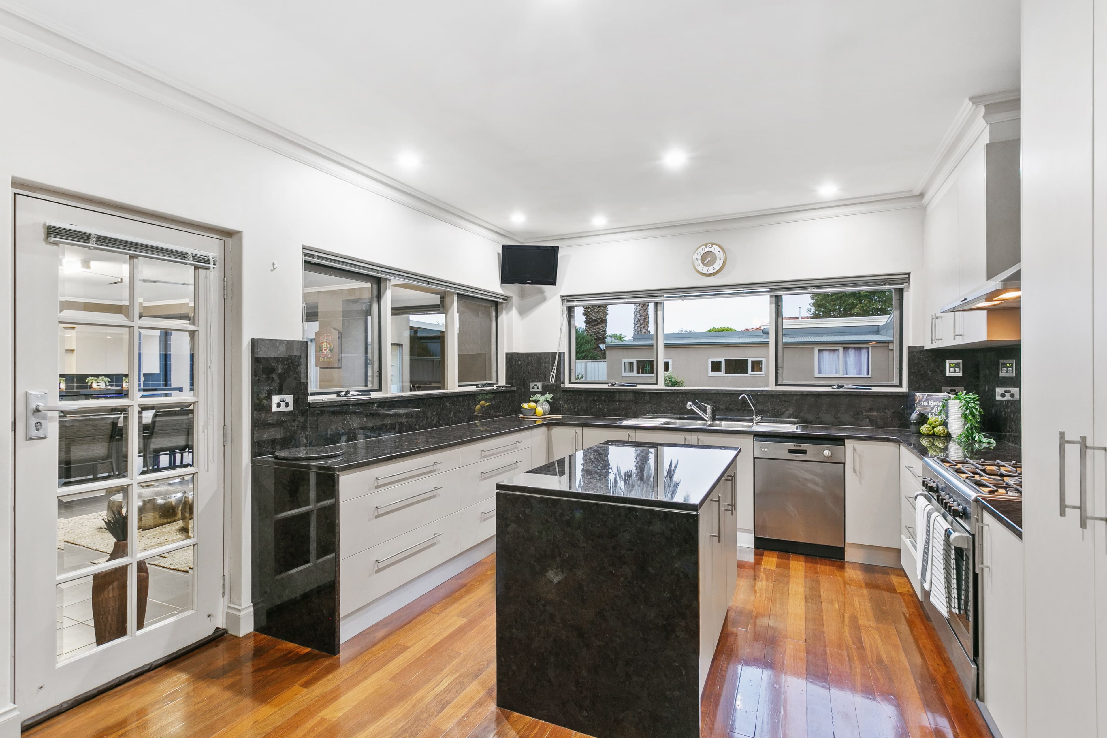 398 Henley Beach Road, Lockleys SA 5032, Lockleys - Thumbnail 8